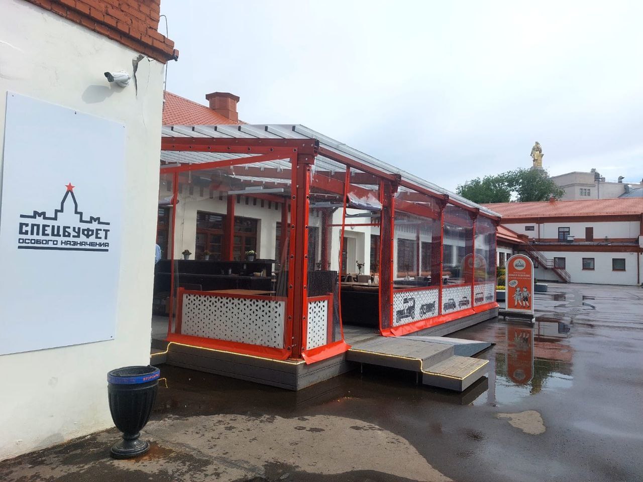 ПВХ шторы для летней террасы кафе в Королеве